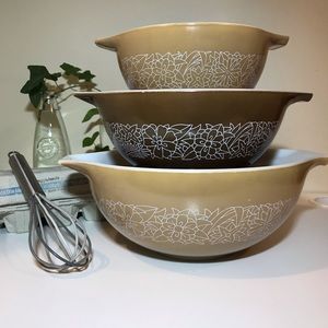 Vintage Woodlands Pyrex Cinderella Bowls